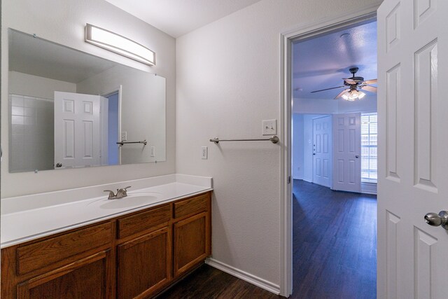 empty room featuring dark hardwood / wood-style floors