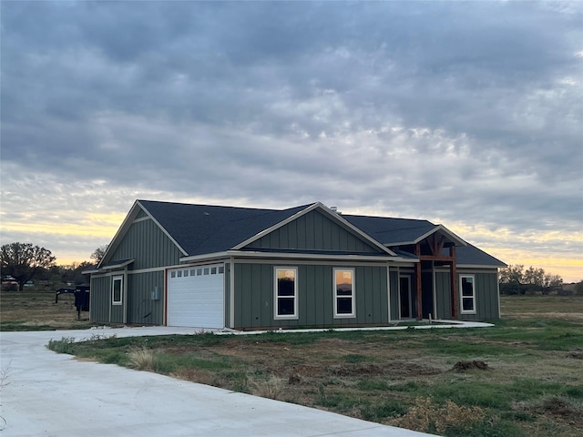 view of front of home with a garage