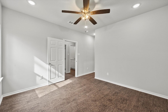 unfurnished room with ceiling fan