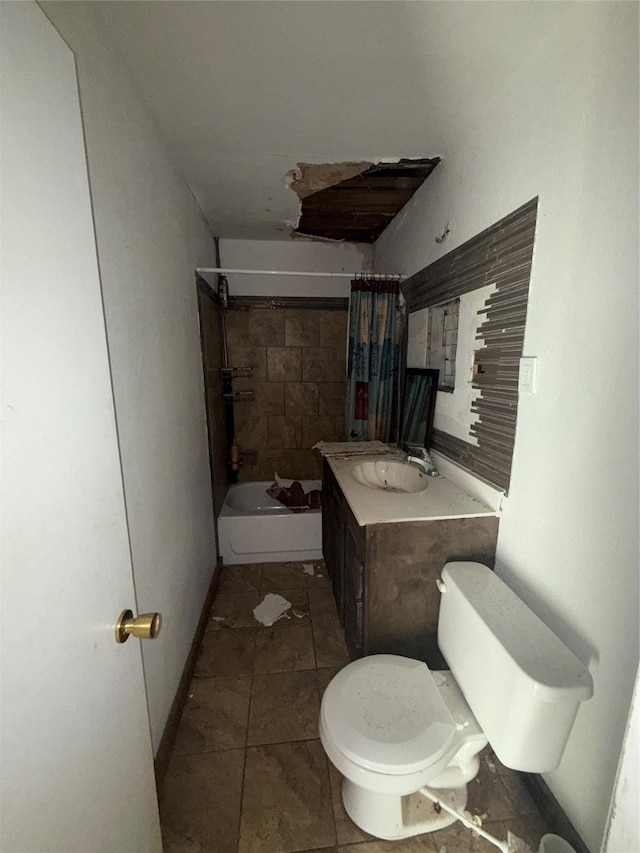 full bathroom with vanity, tile patterned floors, toilet, and shower / bath combo