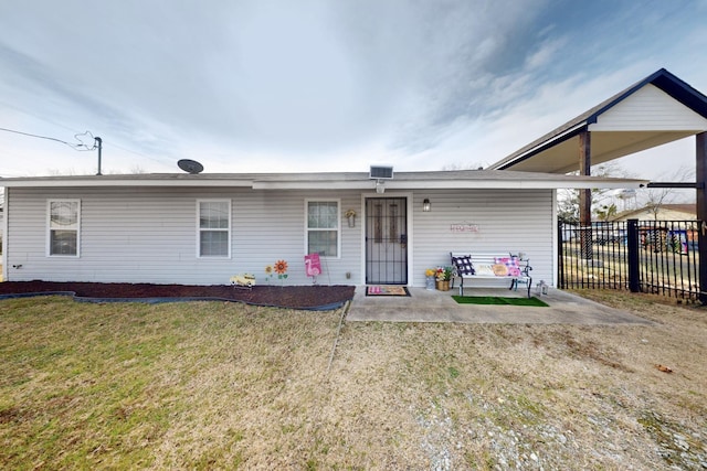 view of front of house with a front yard