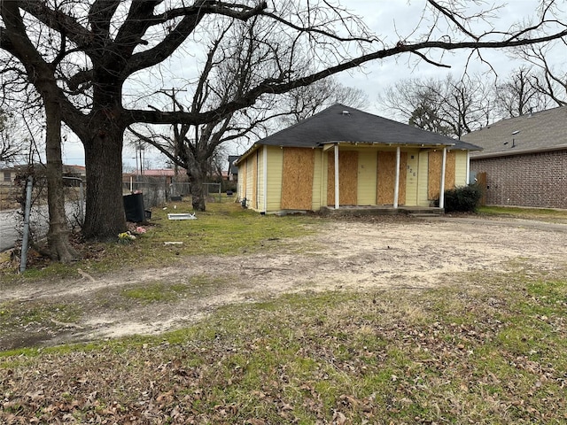 view of front of property