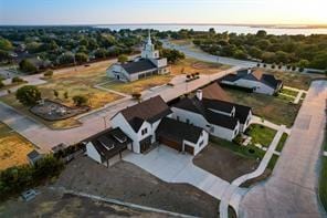 view of aerial view at dusk