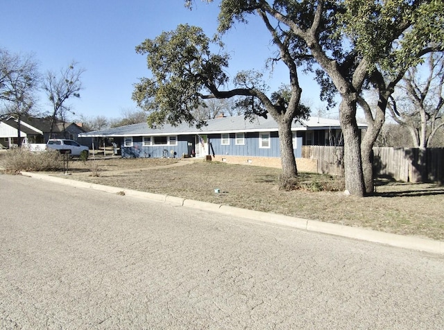 view of front of home