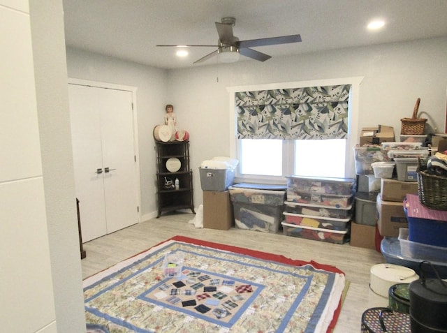 625 E Whitney St, Hamilton, TX 76531 - interior space featuring wood finished floors, recessed lighting, ceiling fan, and a closet