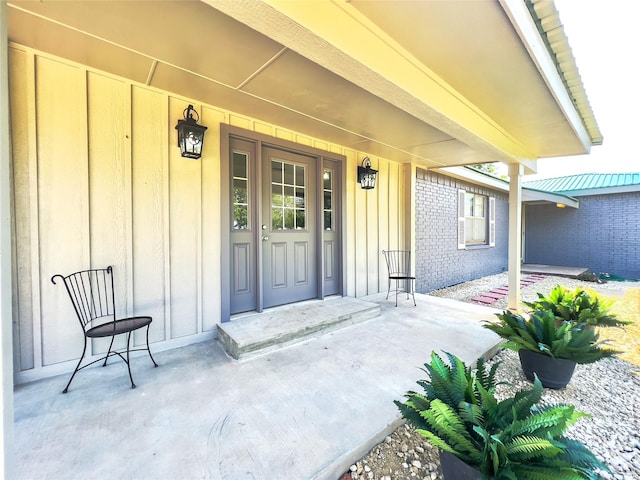 view of property entrance