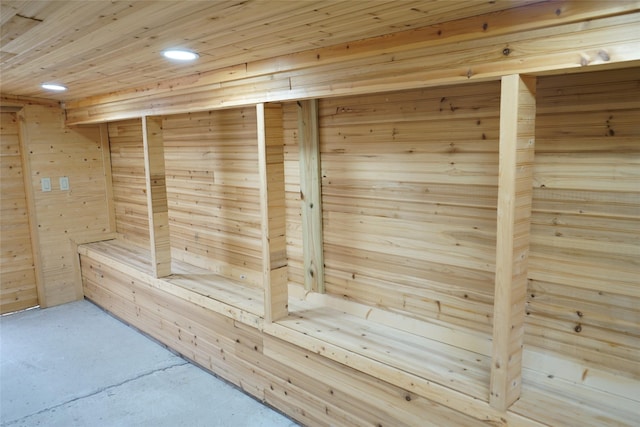 view of sauna featuring recessed lighting
