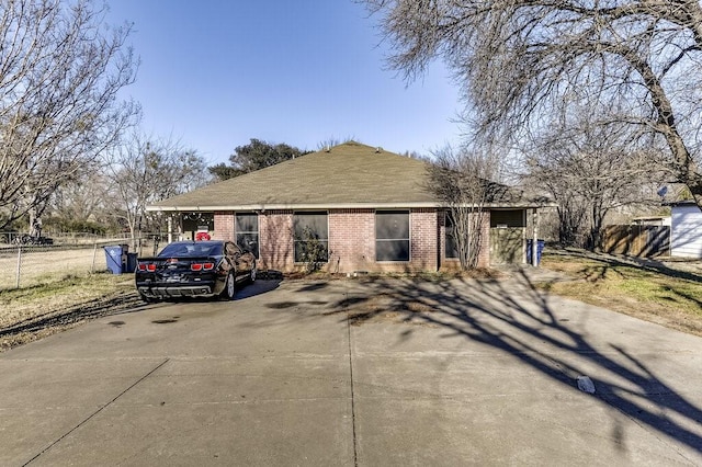 view of front of property