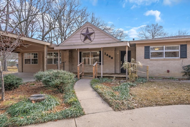 view of front of property with a porch