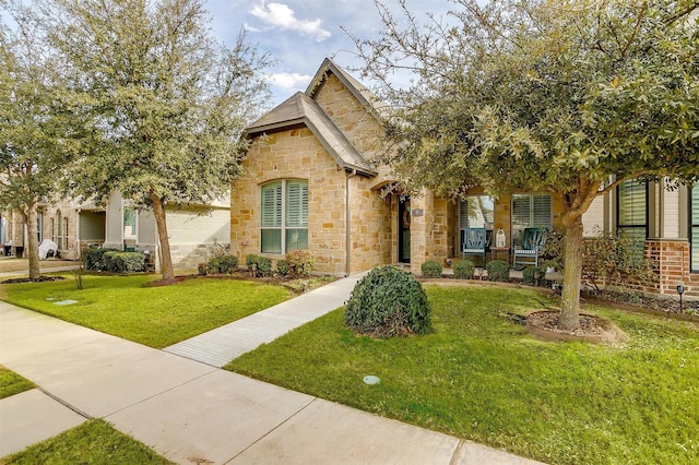 view of front of house with a front yard