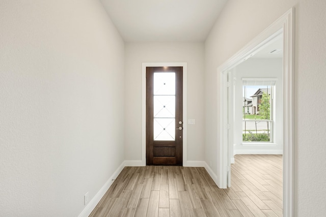 837 Rusty Run Dr, Midlothian, TX 76065 - foyer entrance with light wood-type flooring and baseboards