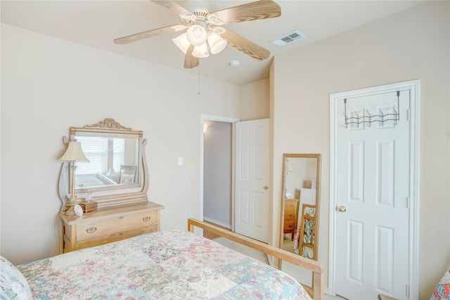 bedroom featuring ceiling fan