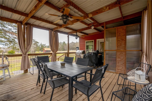 deck with ceiling fan