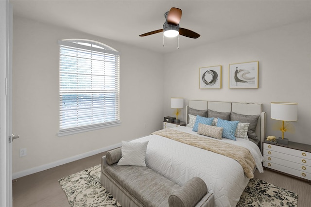 bedroom with ceiling fan