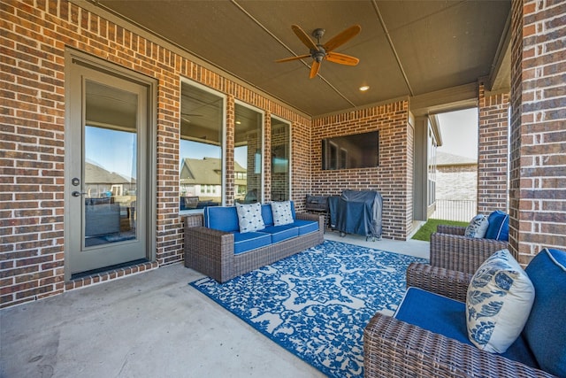 view of patio featuring ceiling fan and an outdoor hangout area