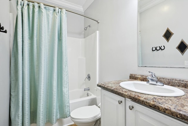 full bathroom with crown molding, shower / tub combo with curtain, vanity, and toilet