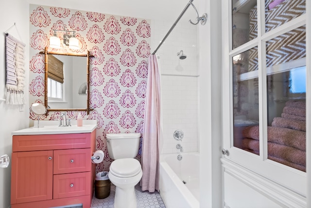 full bathroom featuring tile patterned flooring, vanity, shower / bath combo, and toilet