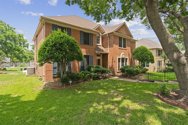 view of front of property with a front yard