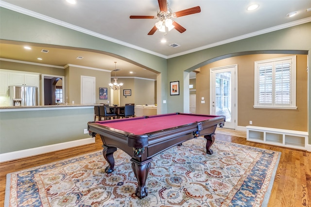 playroom with ceiling fan, ornamental molding, pool table, and light wood-type flooring