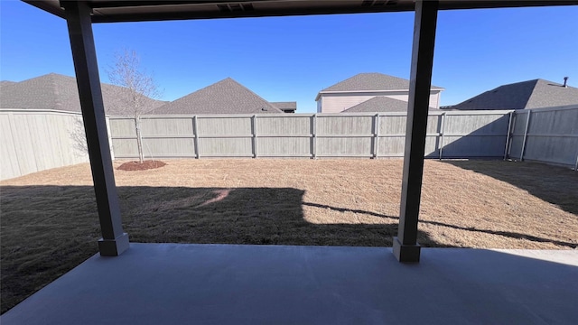 view of yard with a patio area