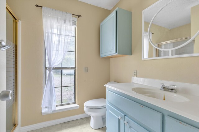 bathroom featuring a washtub