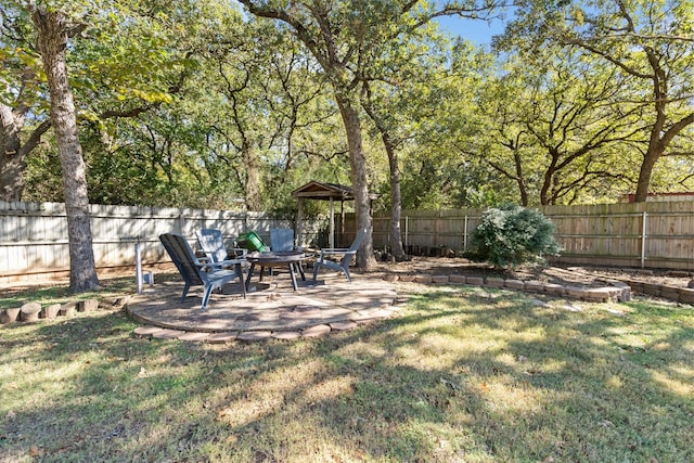 view of yard with a patio