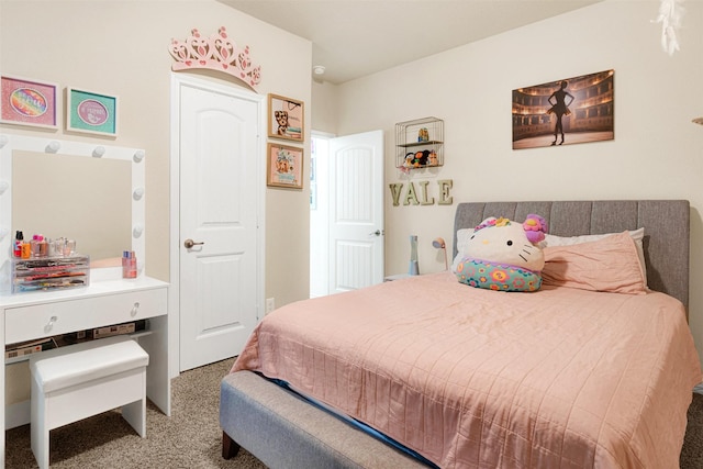 bedroom with carpet