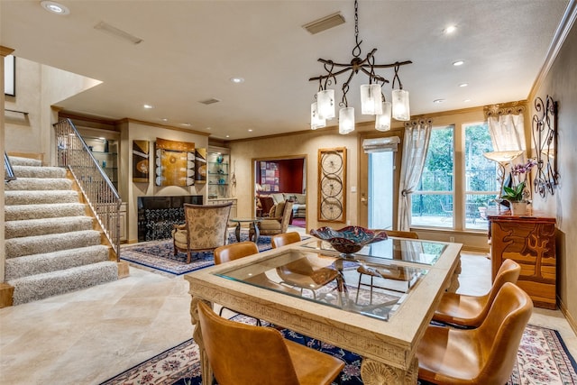 dining area with ornamental molding