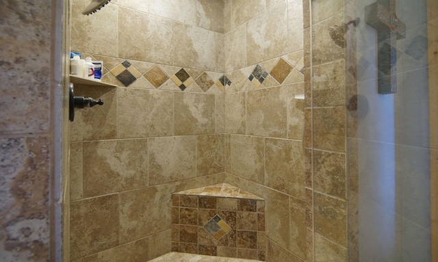 details featuring a tile shower