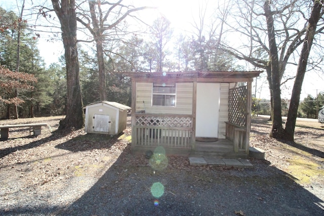 view of outbuilding