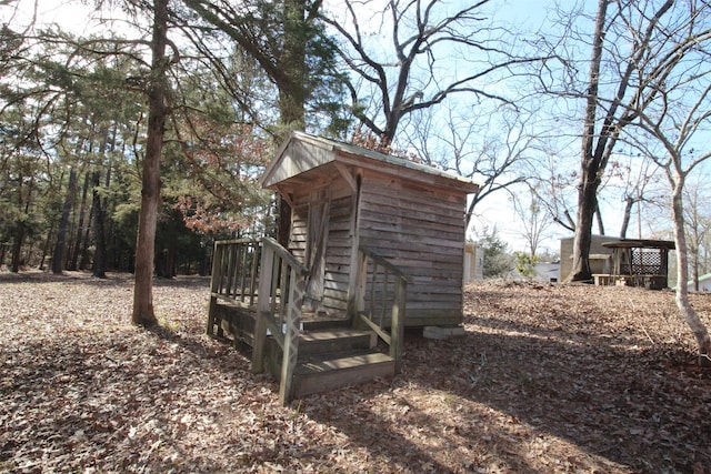 view of outdoor structure