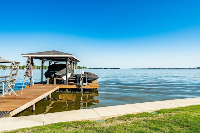 201 Seaside Dr, Gun Barrel City, TX 75156 - dock area featuring a water view and boat lift
