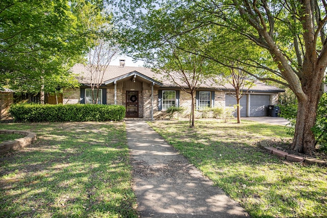 1225 Crestwood Dr, Cleburne, TX 76033 - ranch-style home with a garage, a front yard, concrete driveway, and brick siding
