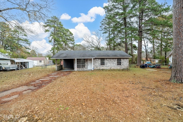 view of front of property