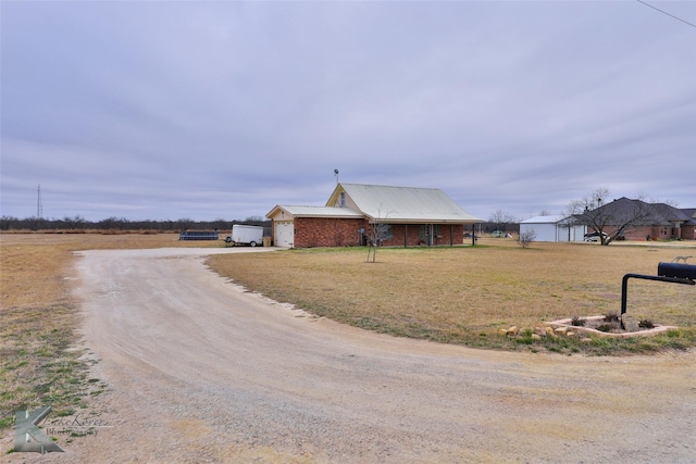 view of front of house with a front yard