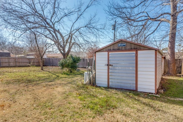 view of outdoor structure featuring a yard