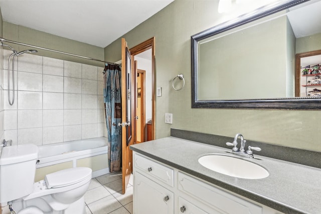 full bathroom featuring tile patterned flooring, vanity, shower / bathtub combination with curtain, and toilet