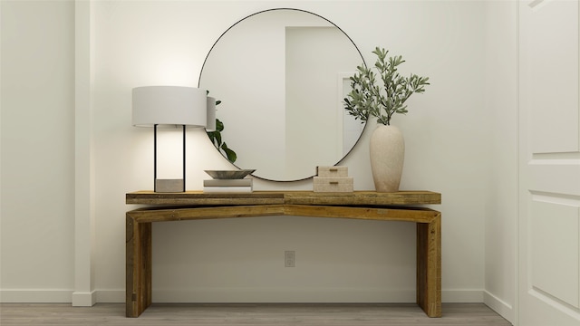 details featuring hardwood / wood-style floors