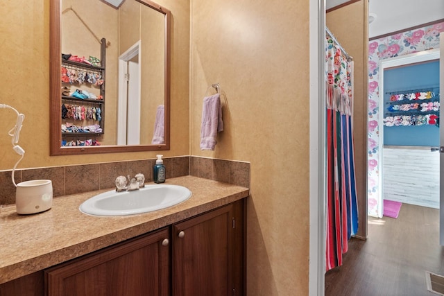 bathroom featuring vanity