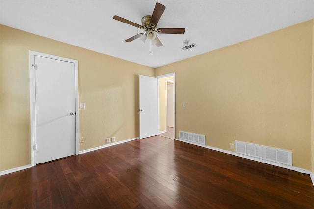 unfurnished room featuring wood-type flooring and ceiling fan