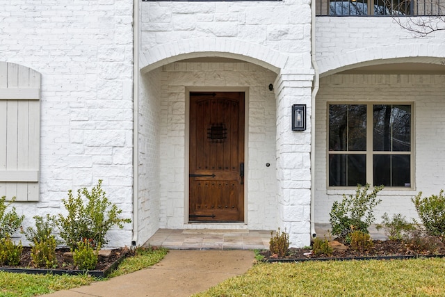 view of exterior entry