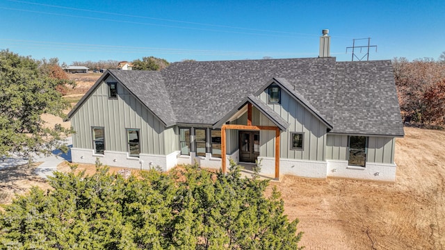 view of modern inspired farmhouse