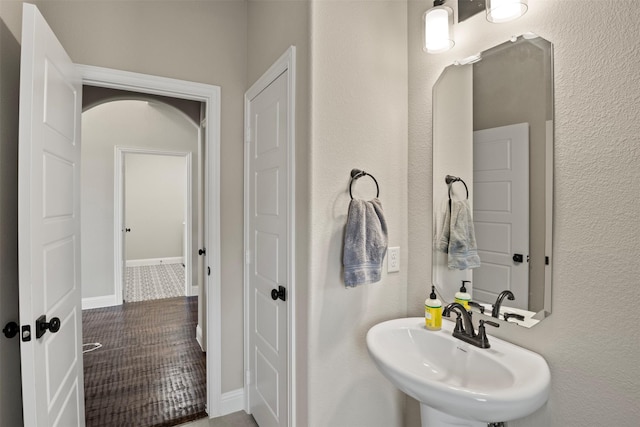 bathroom with sink