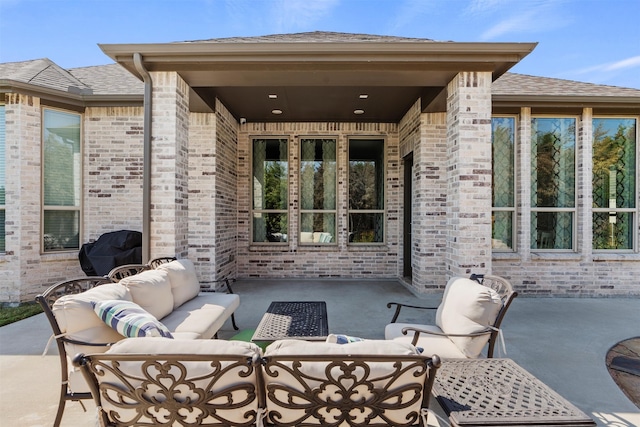 view of patio featuring an outdoor hangout area