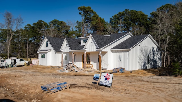 view of modern inspired farmhouse