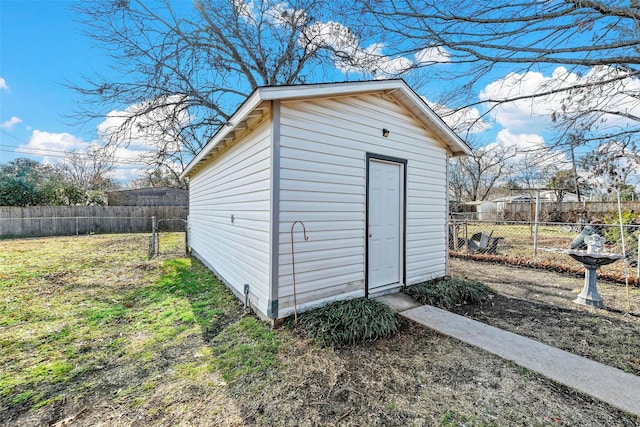 view of outdoor structure with a yard