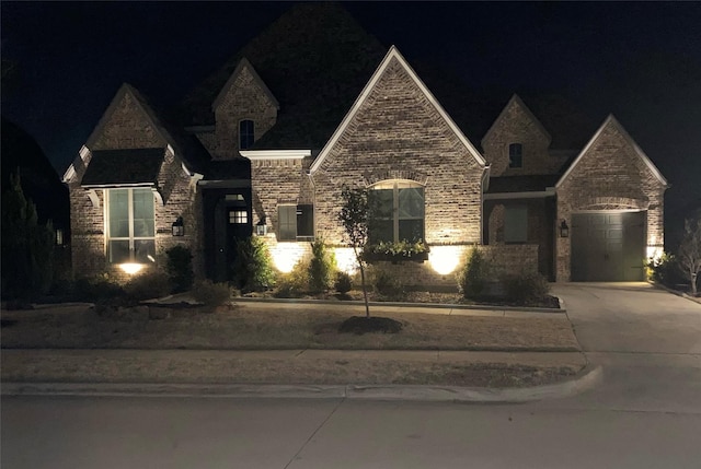 view of front facade with a garage