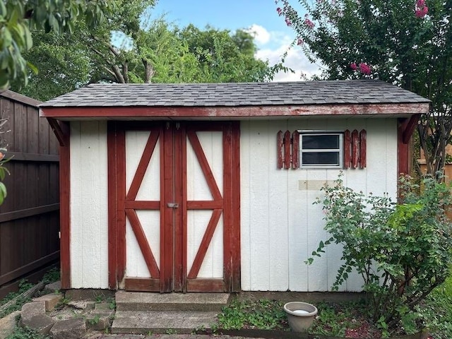 view of outdoor structure