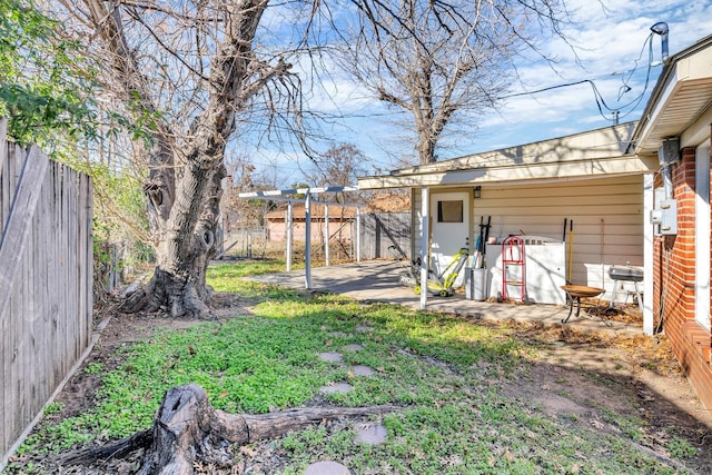 view of yard with a patio area