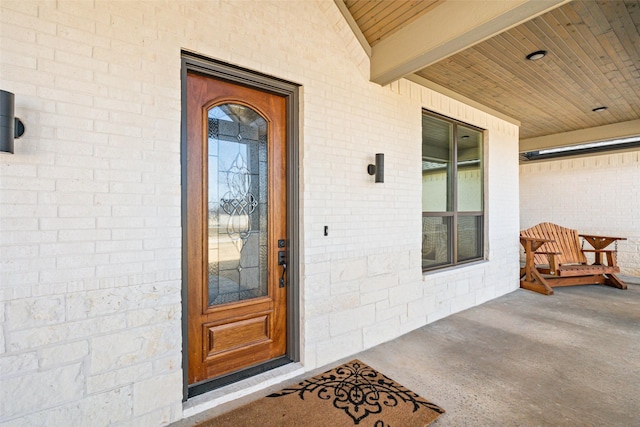 view of property entrance